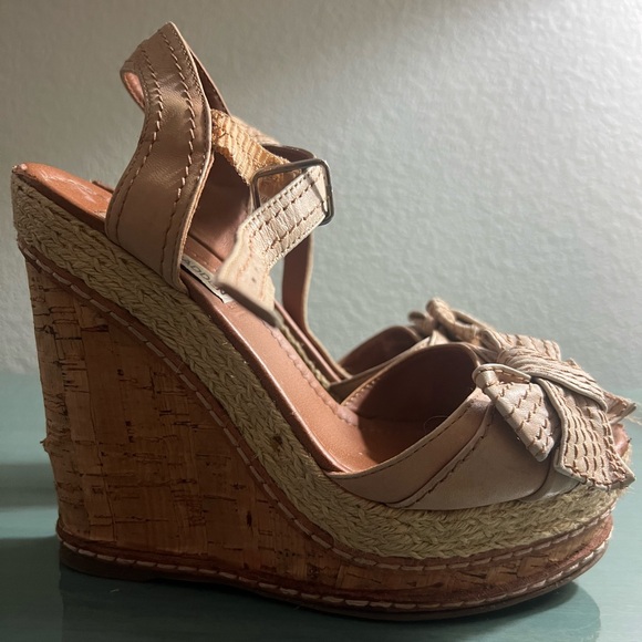 Steve Madden Cognac Brown Cork Wedges with Leather Bow Accent - Picture 3 of 10
